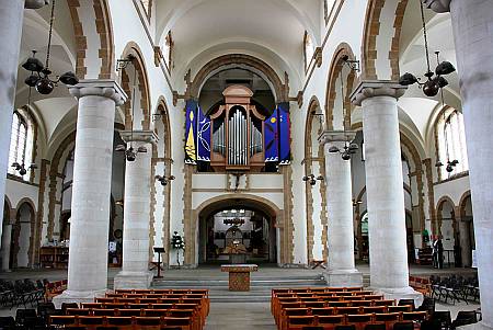 Portsmouth Cathedral - The Nave